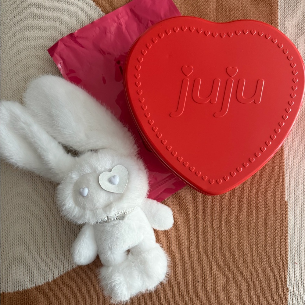 *RARE* Valentines Day Juju